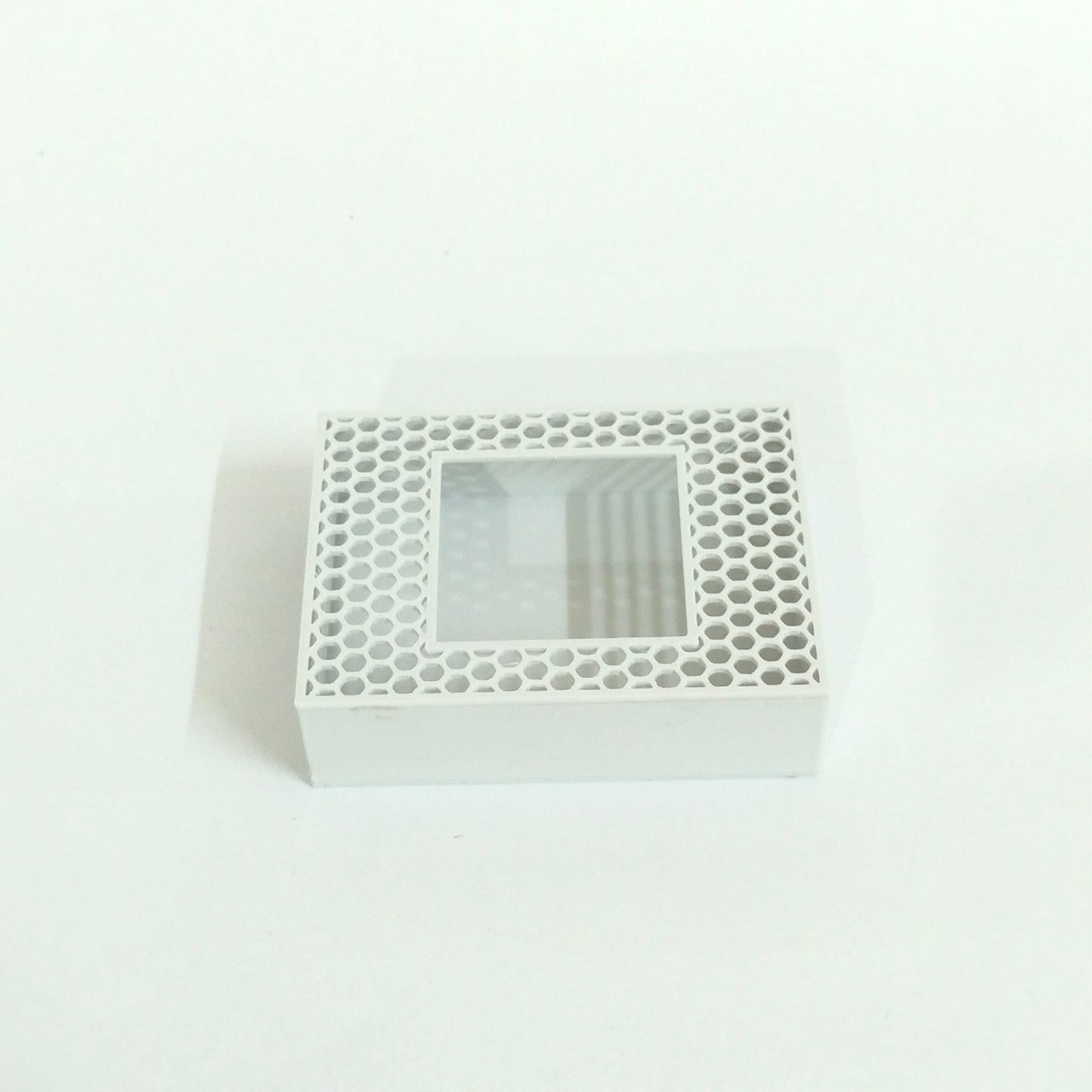 Quadra Puzzle – 20th-Century Spatial Brain Teaser in a Compact Box