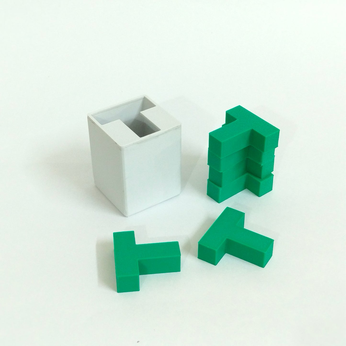 Six T Puzzle Box – Advanced Spatial Reasoning Game